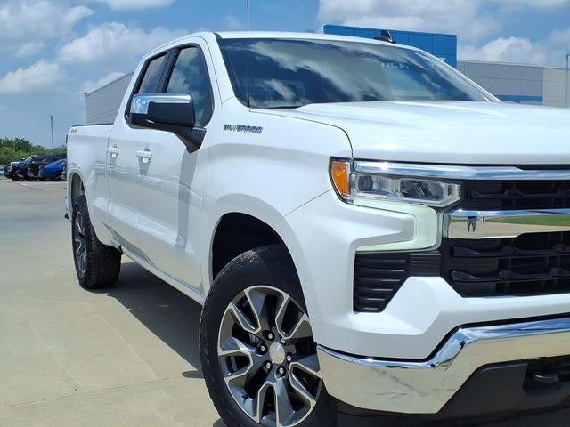 2023 Chevrolet Silverado 1500 — interior view