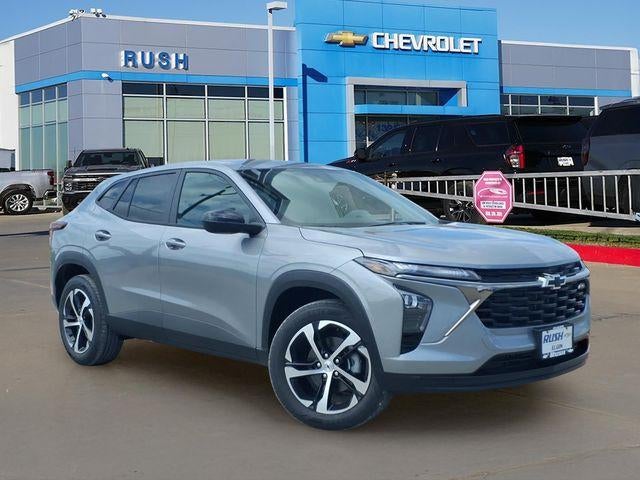 2026 Chevrolet Trax 1RS in Sterling Gray Metallic — front three-quarter view